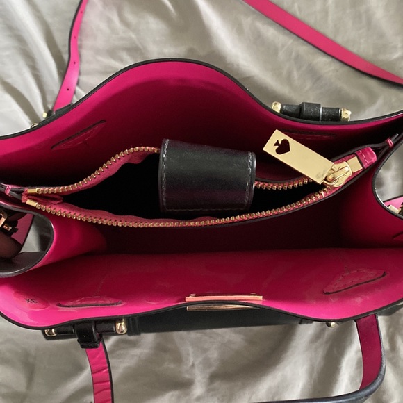 Gorgeous Black with Pink interior Kate Spade Convertible Bucket Purse - Picture 3 of 4